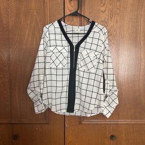 Elegant Grid Pattern Blouse with Black Accent